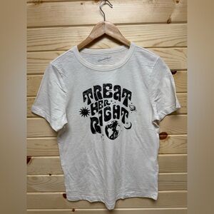 Universal Thread White Planet Earth Graphic Tee Women’s Small